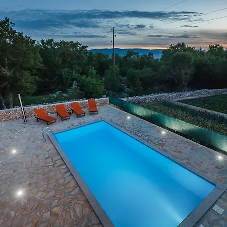 بيت للعطل House Simani