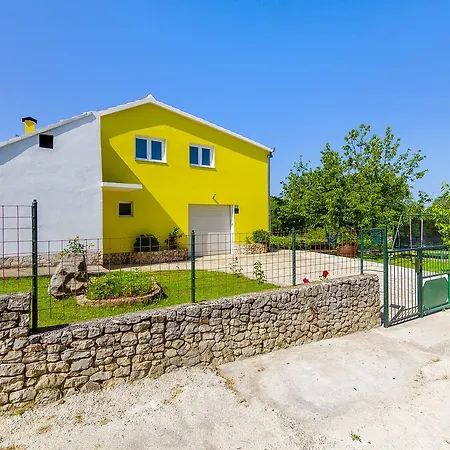 بيت للعطل House Simani Primorski Dolac