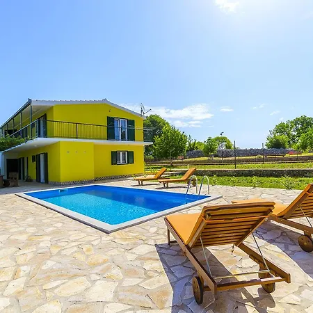 بيت للعطل House Simani *